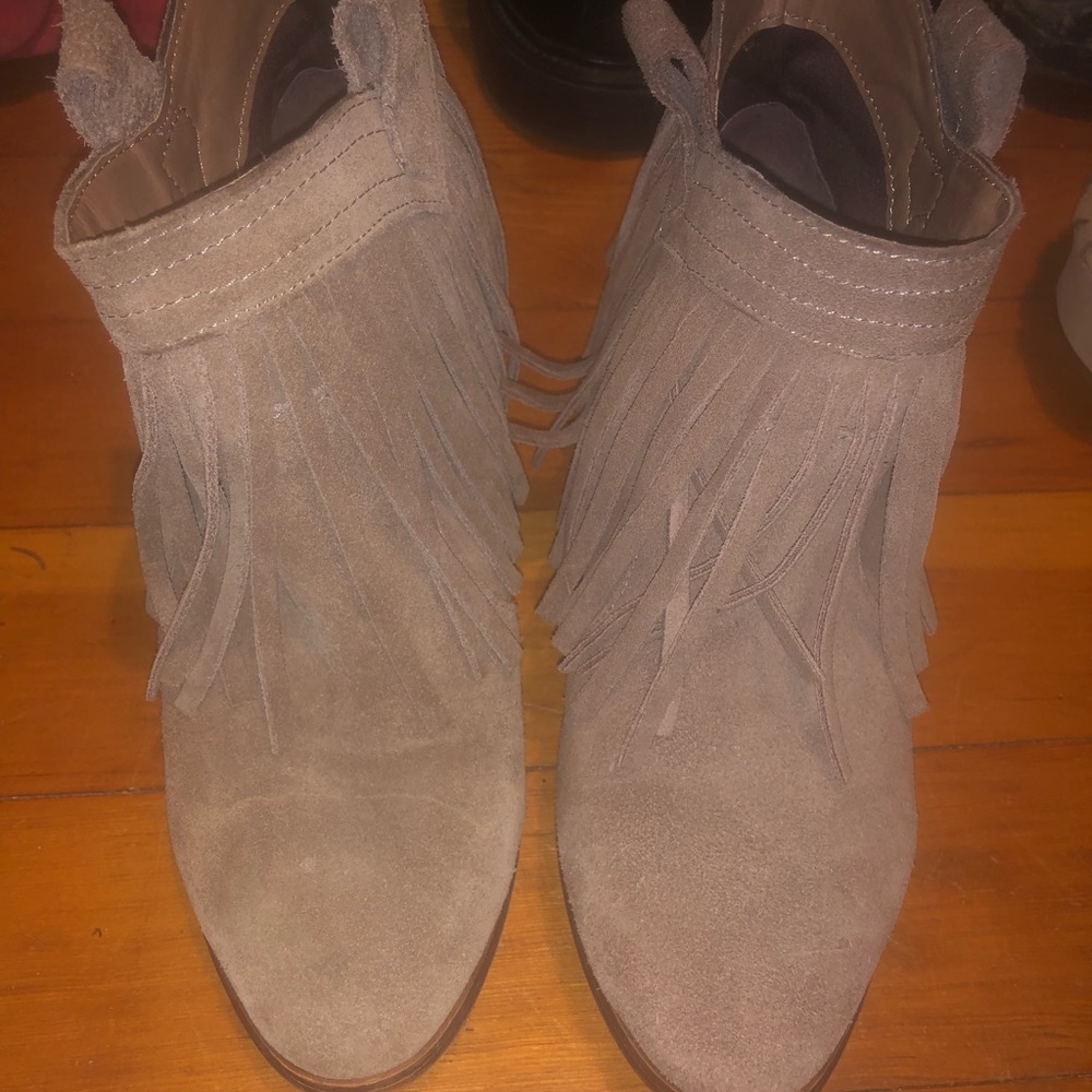 Booties. - Picture 6 of 8